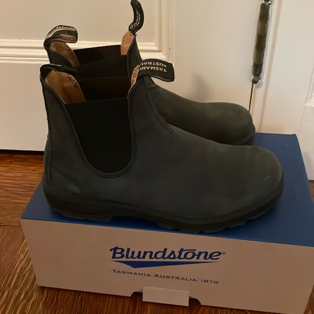 Blundstone Chelsea boot #587